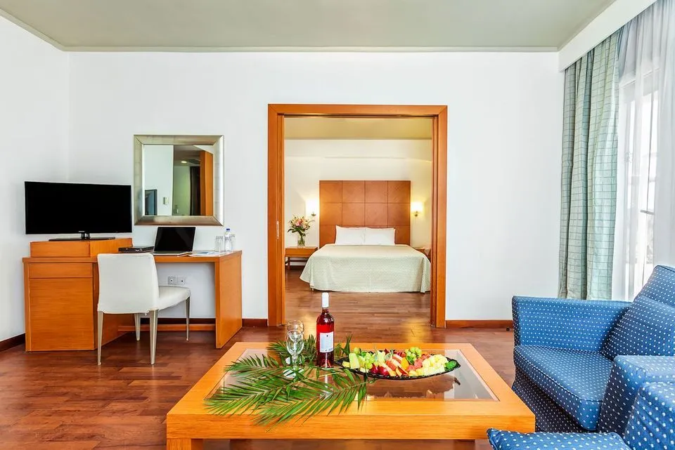Deluxe Suite Sea View