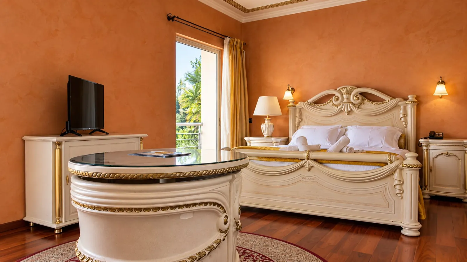 Junior  Suite