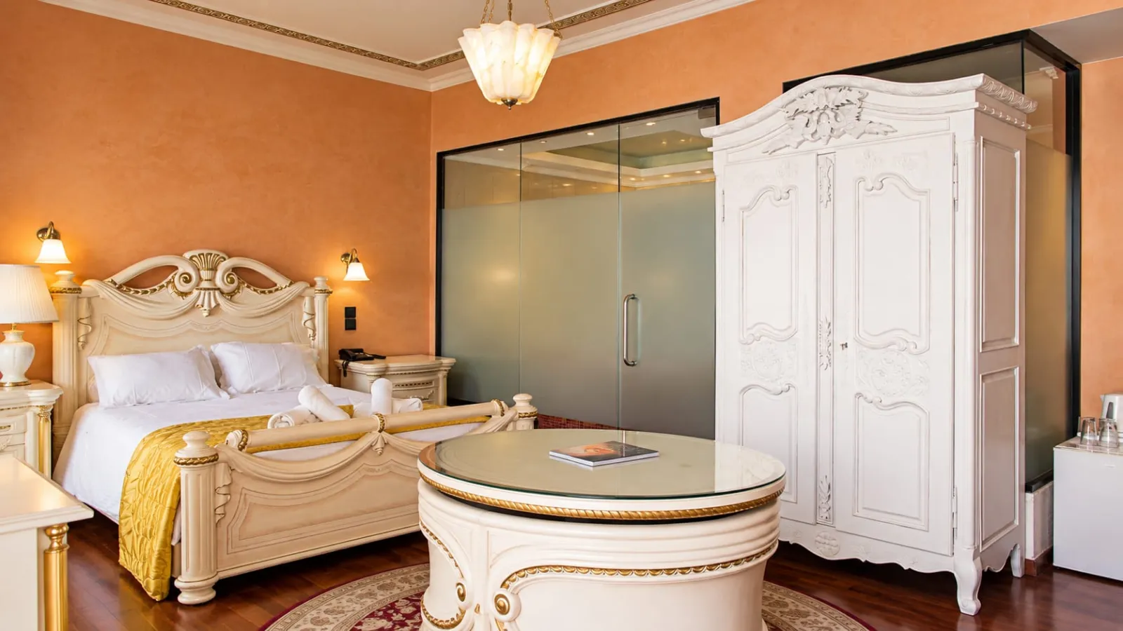 Junior  Suite