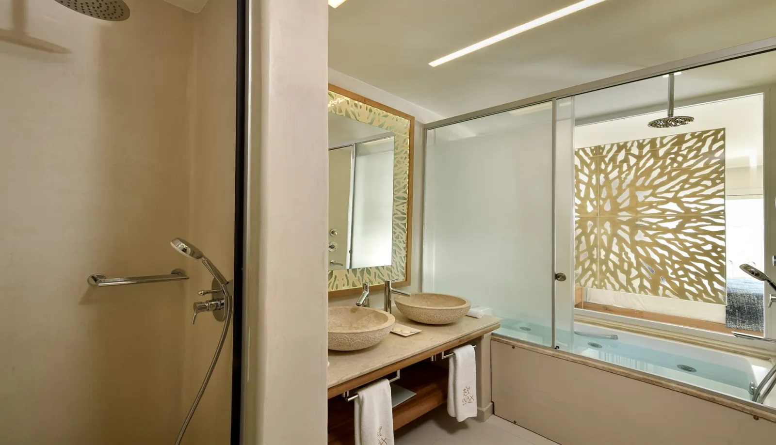 Grand Executive Suite
