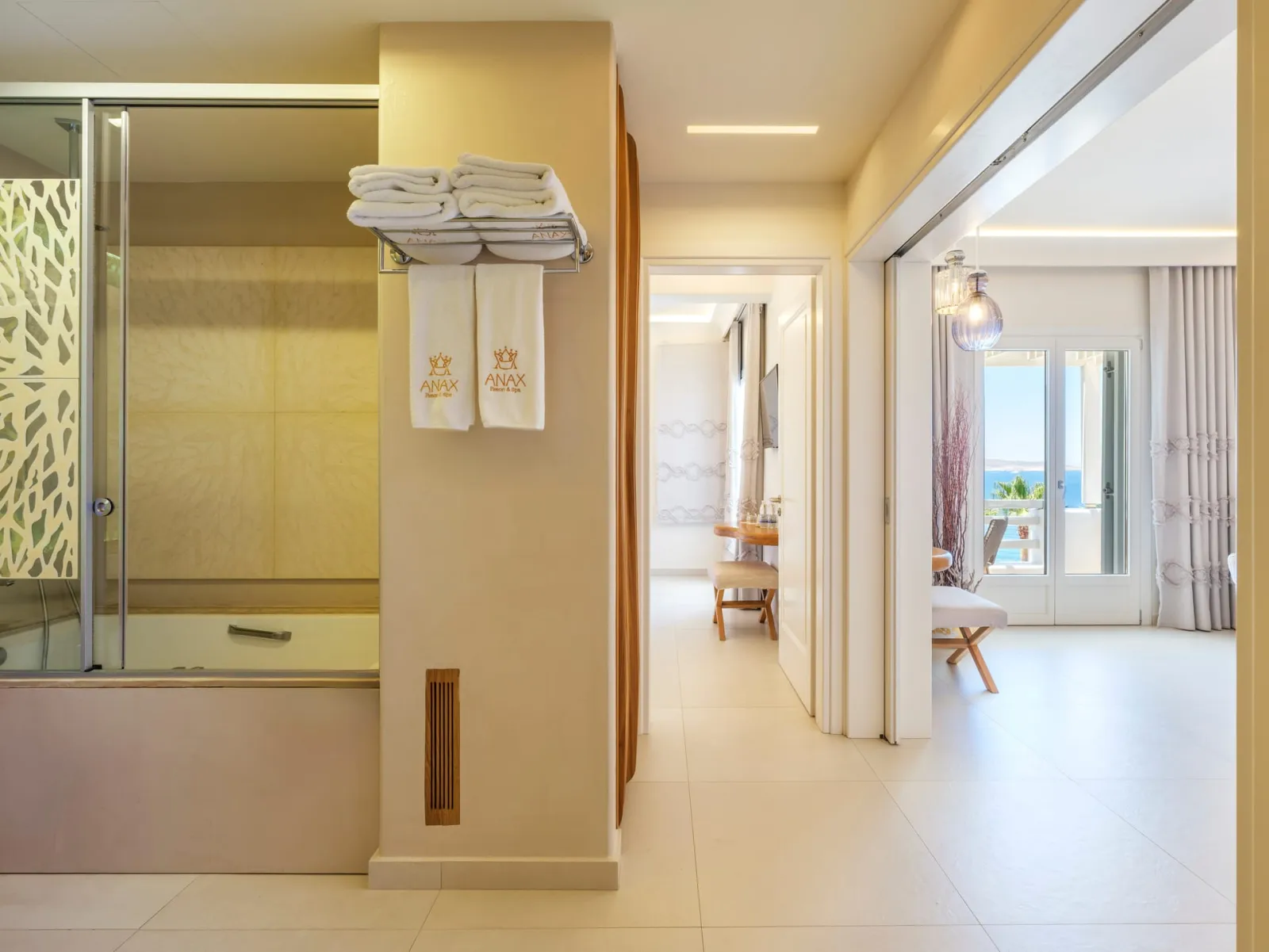 Executive 2 Bedroom Suite [Side Sea View]