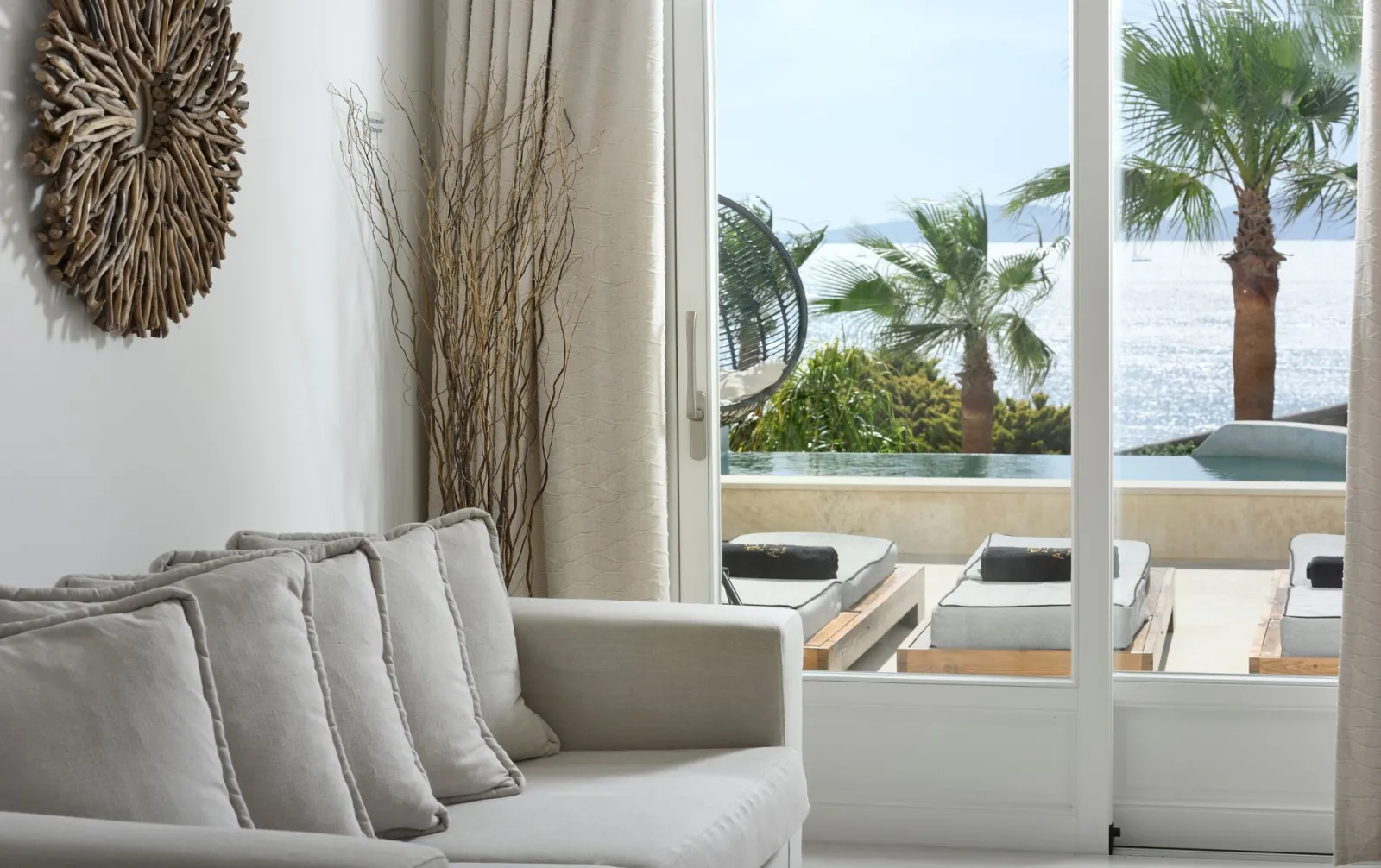 ANAX 2 Bedroom Suite with Private Pool