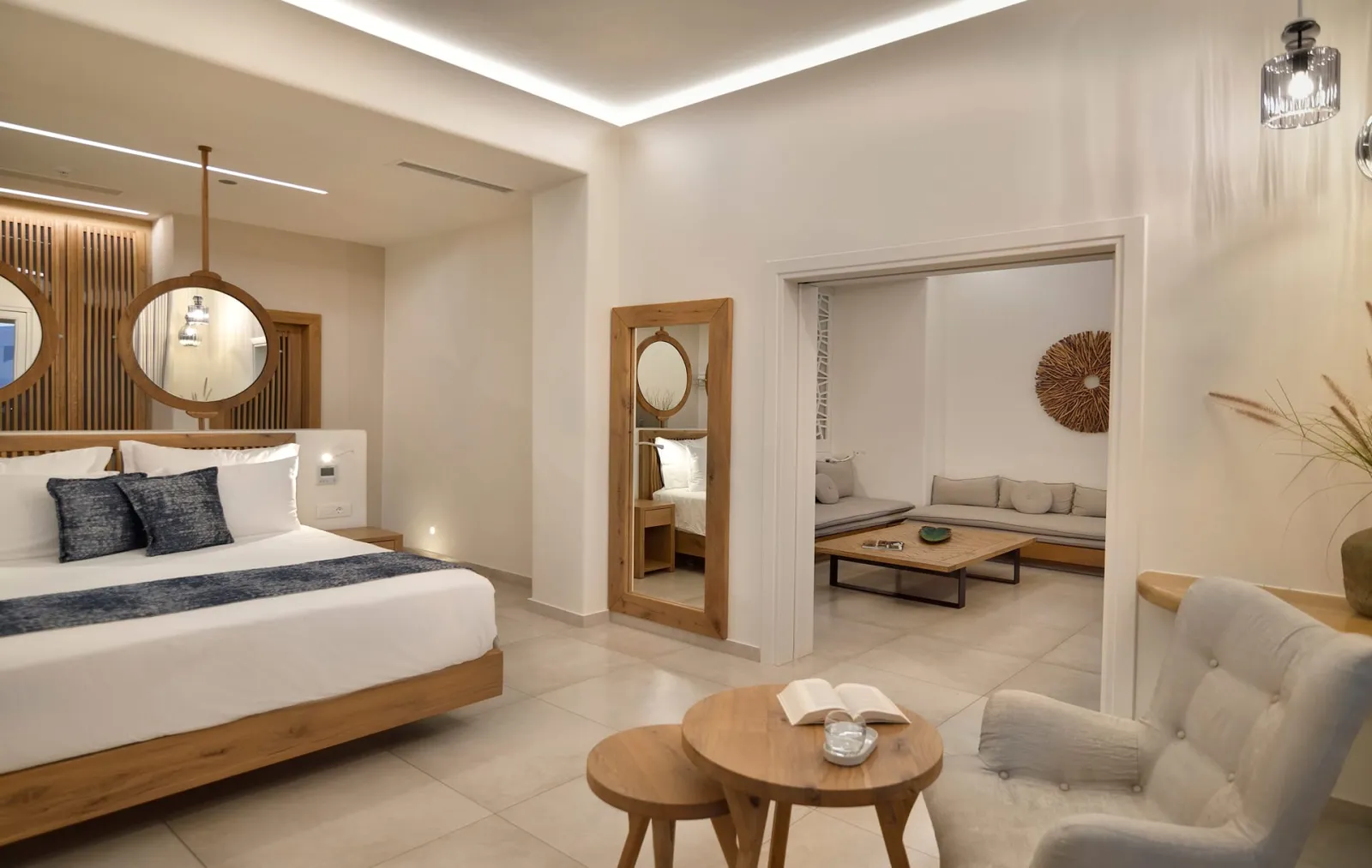 Anax Suite with Private Pool