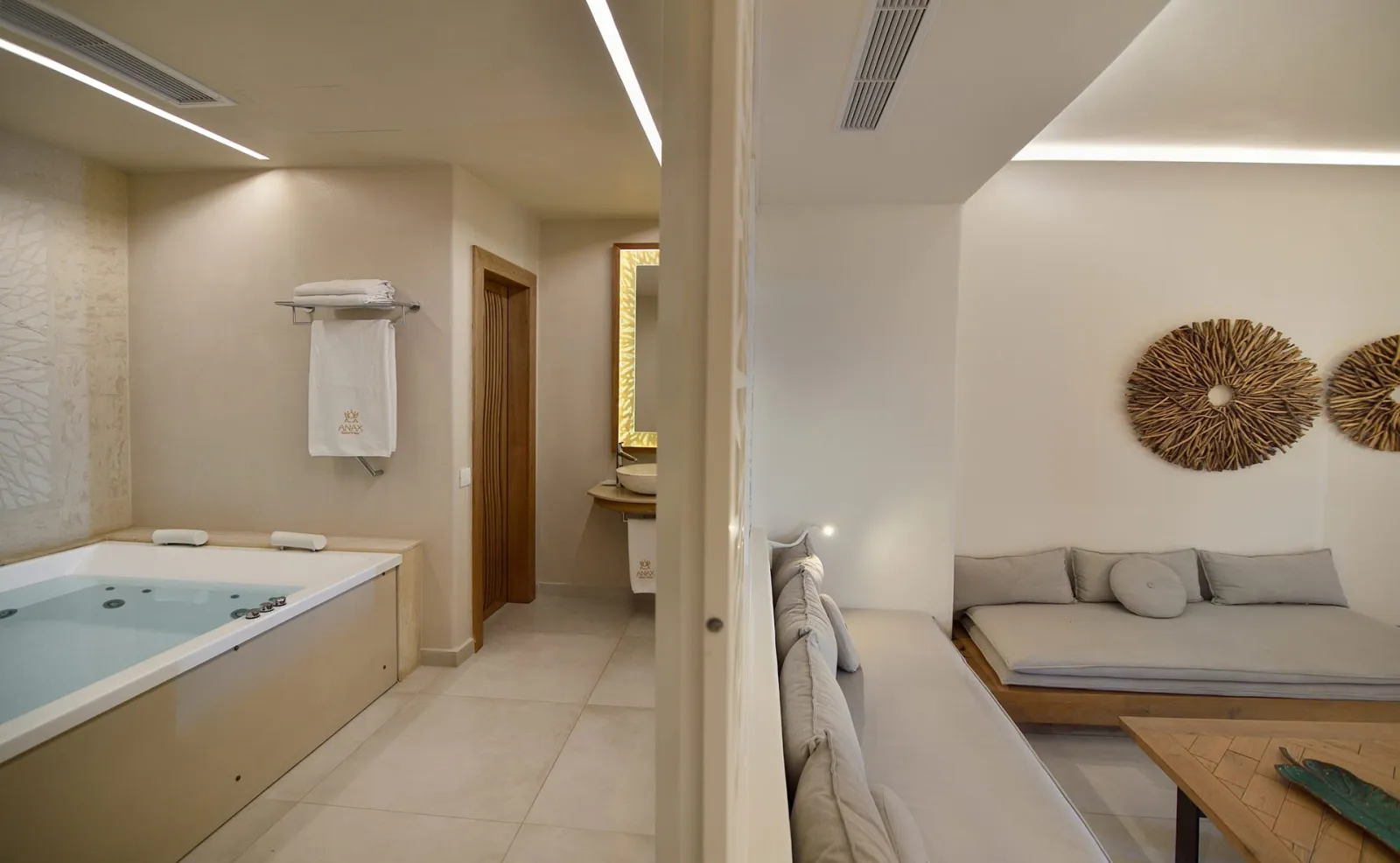 Anax Suite with Private Pool