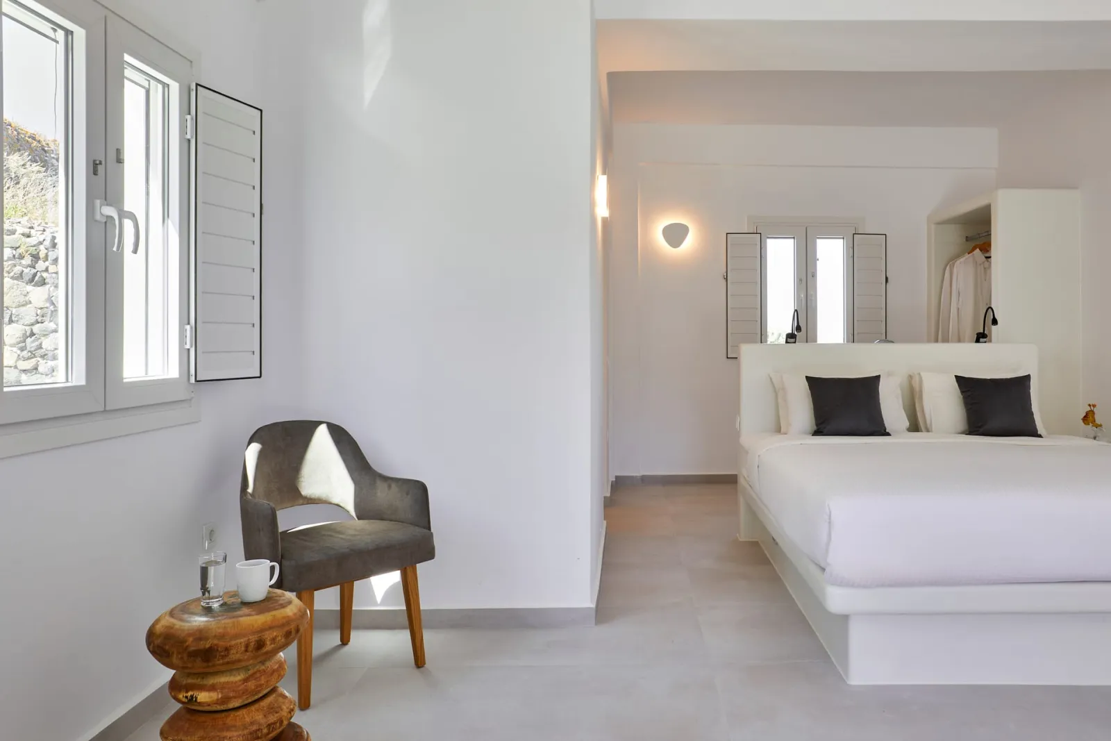 Economy Room