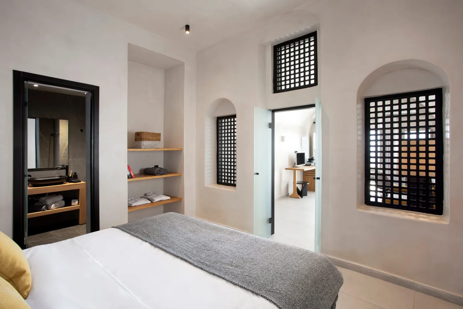 Deluxe Suite