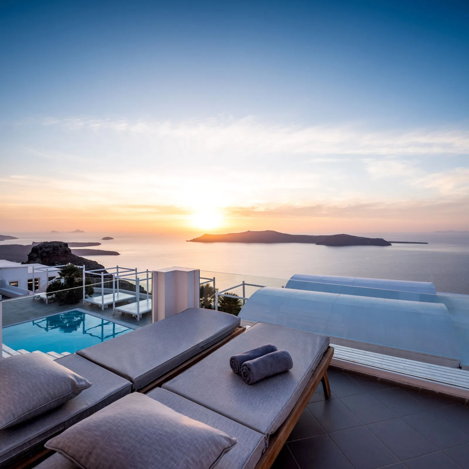 Honeymoon Suite