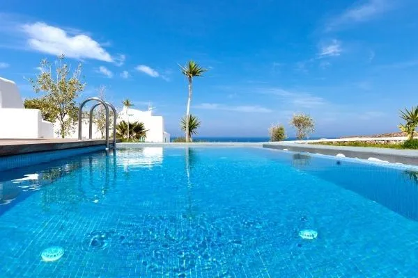 Executive Suite with private pool &amp; seaview