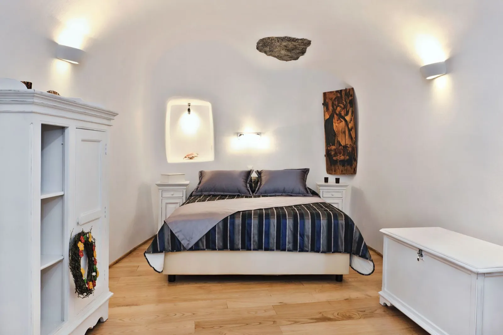 One - Bedroom Villa with Caldera View and Shared Pool - HYDOR