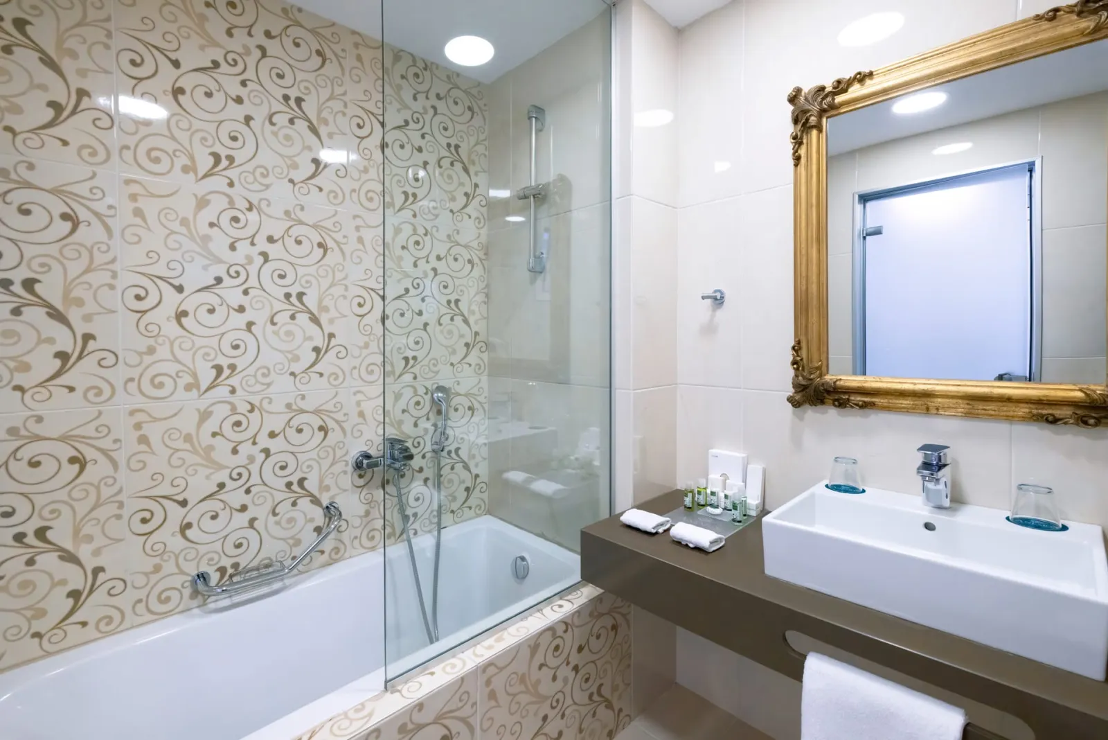 2 Bedrooms Family De Lux Private Pool (5 persons)