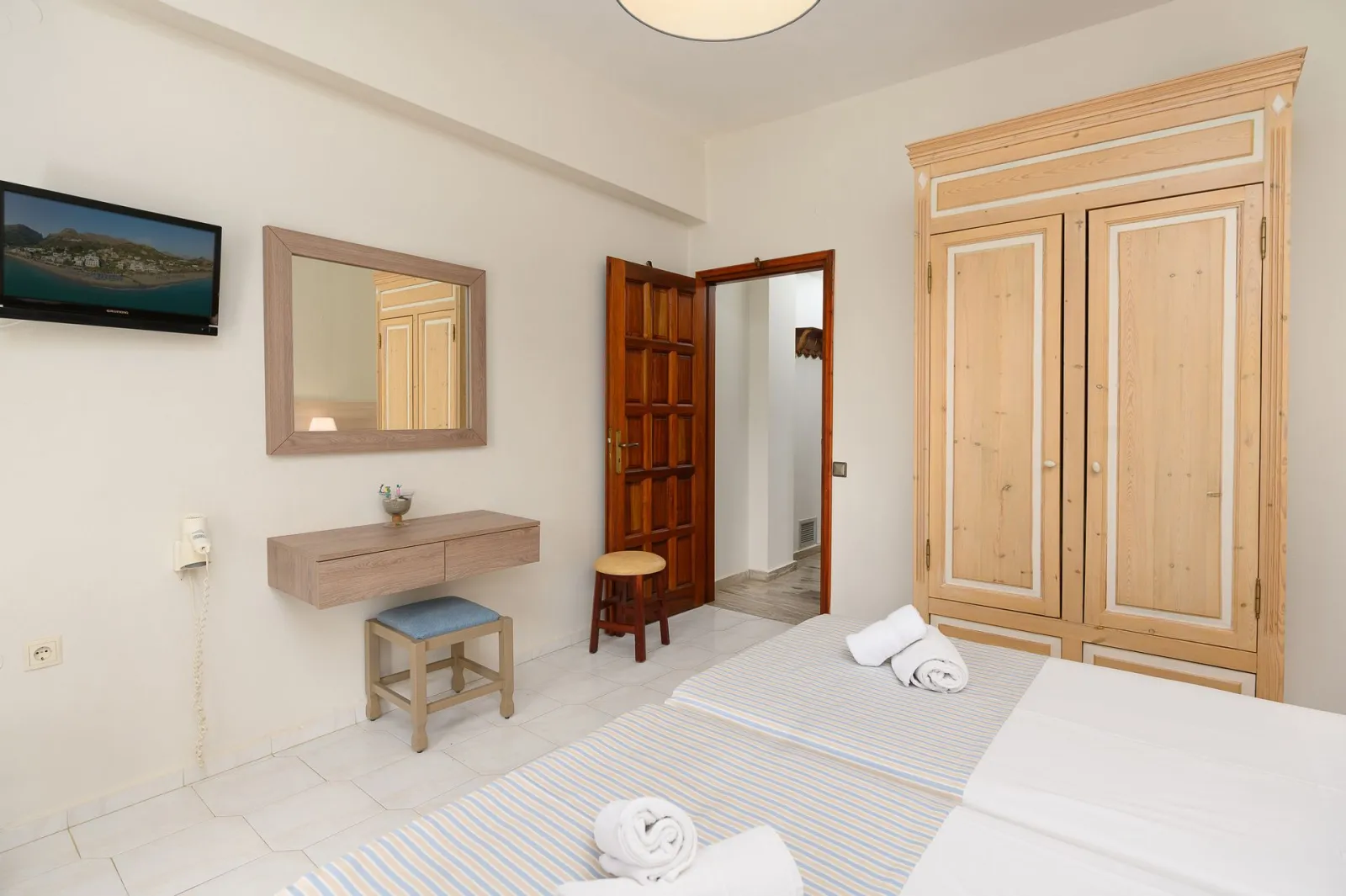 One-Bedroom Apartment | Garden View