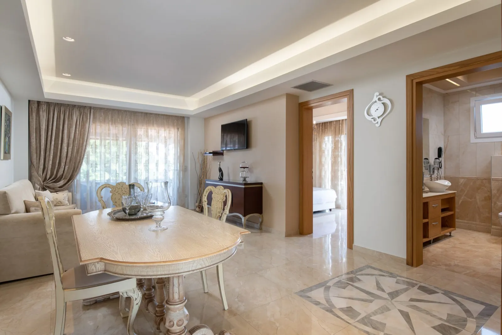 VIP Two-Bedroom Suite Sea View