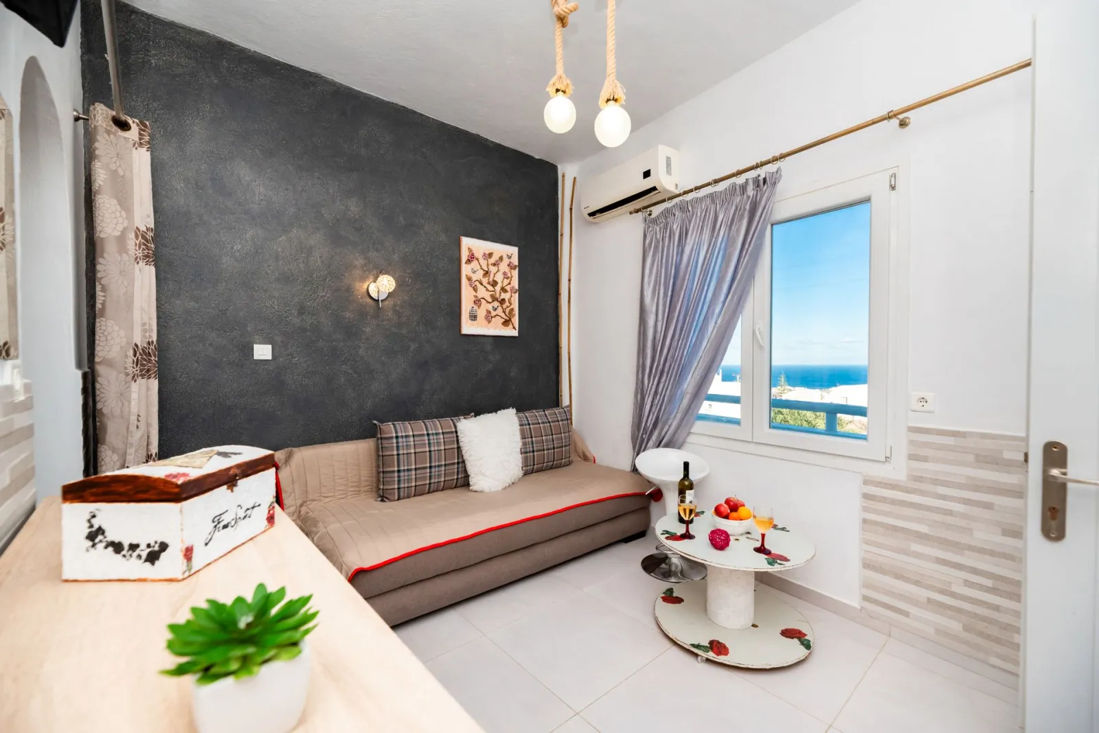 1 bedroom suite