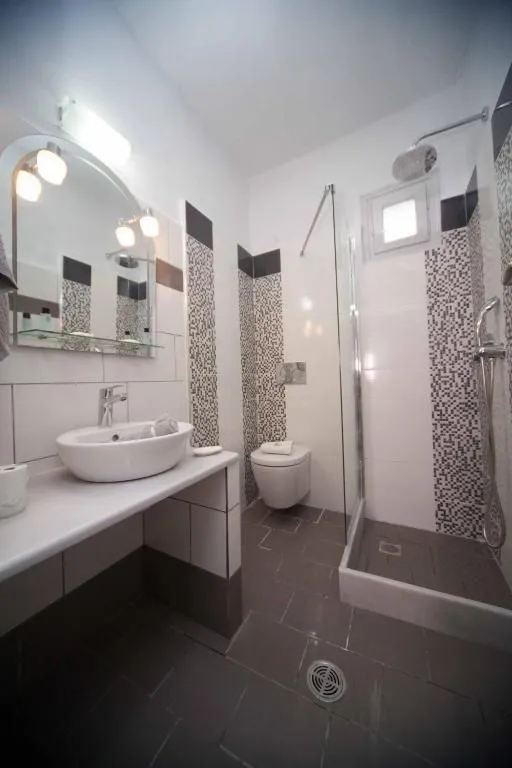 1 bedroom suite