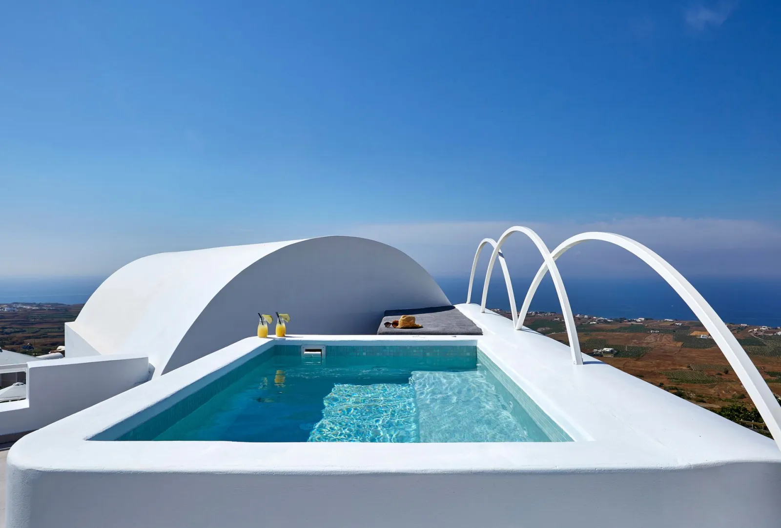 Aperanto Suite with Sea View &amp; Outdoor Jacuzzi
