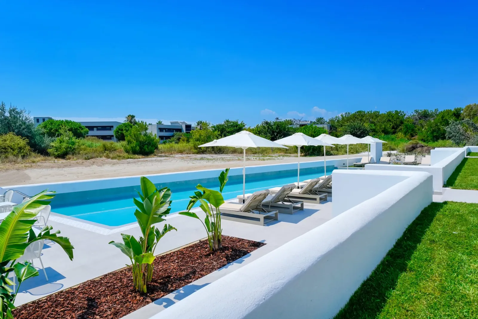 Eilte Couple VIP Suite Outdoor jacuzzi pool &amp; Private garden
