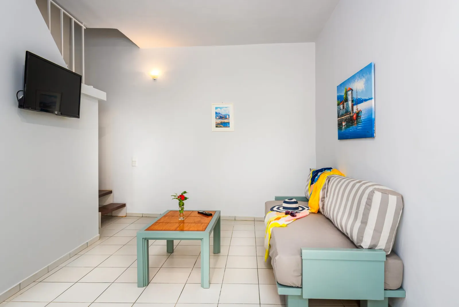 One Bedroom Apartment Sea View