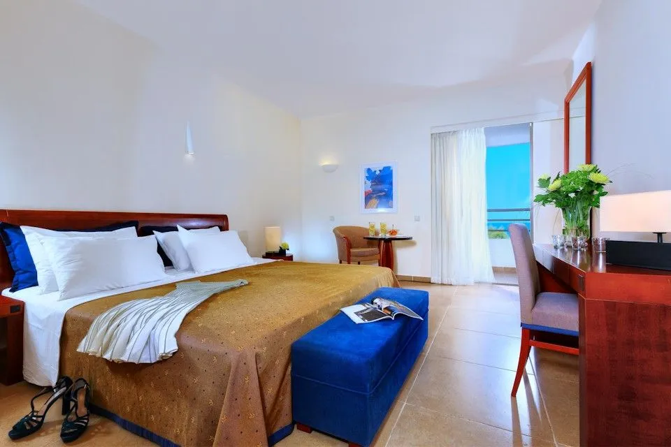 Executive Room with Side Sea View