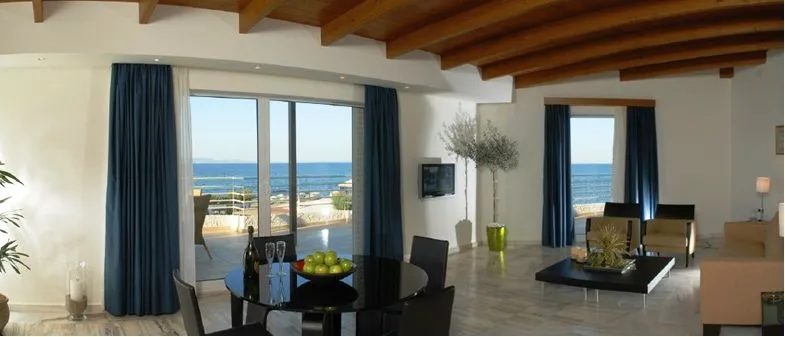 Suite with Side Sea View