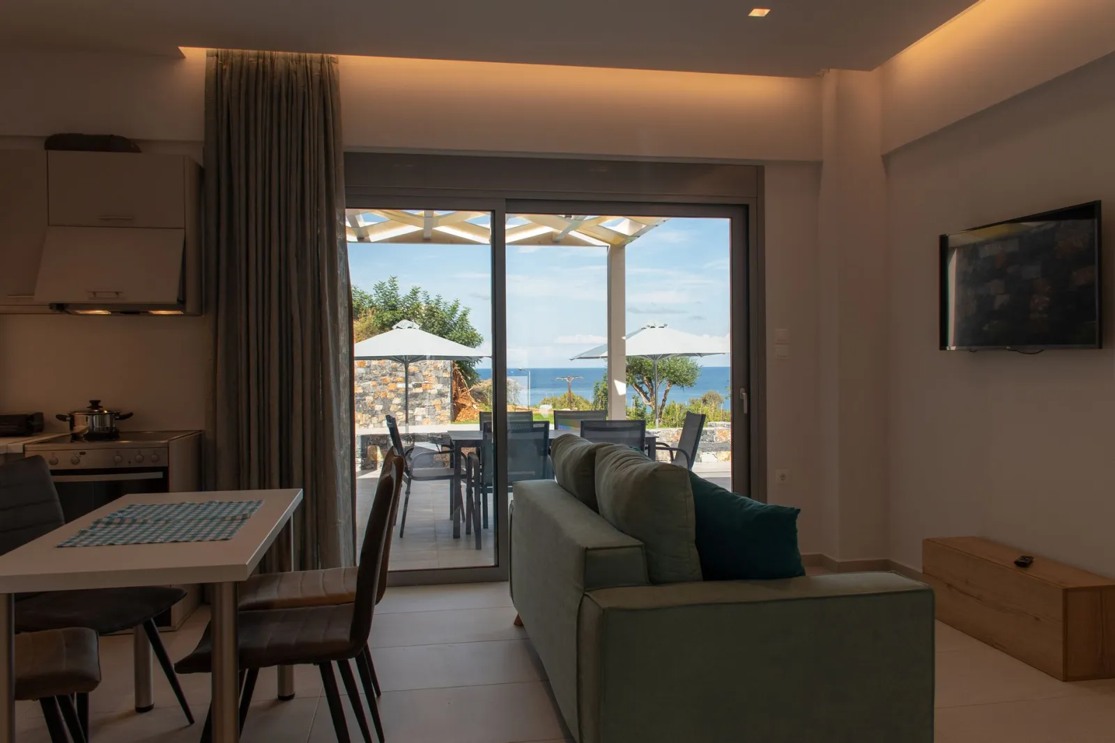 Villa Aqua