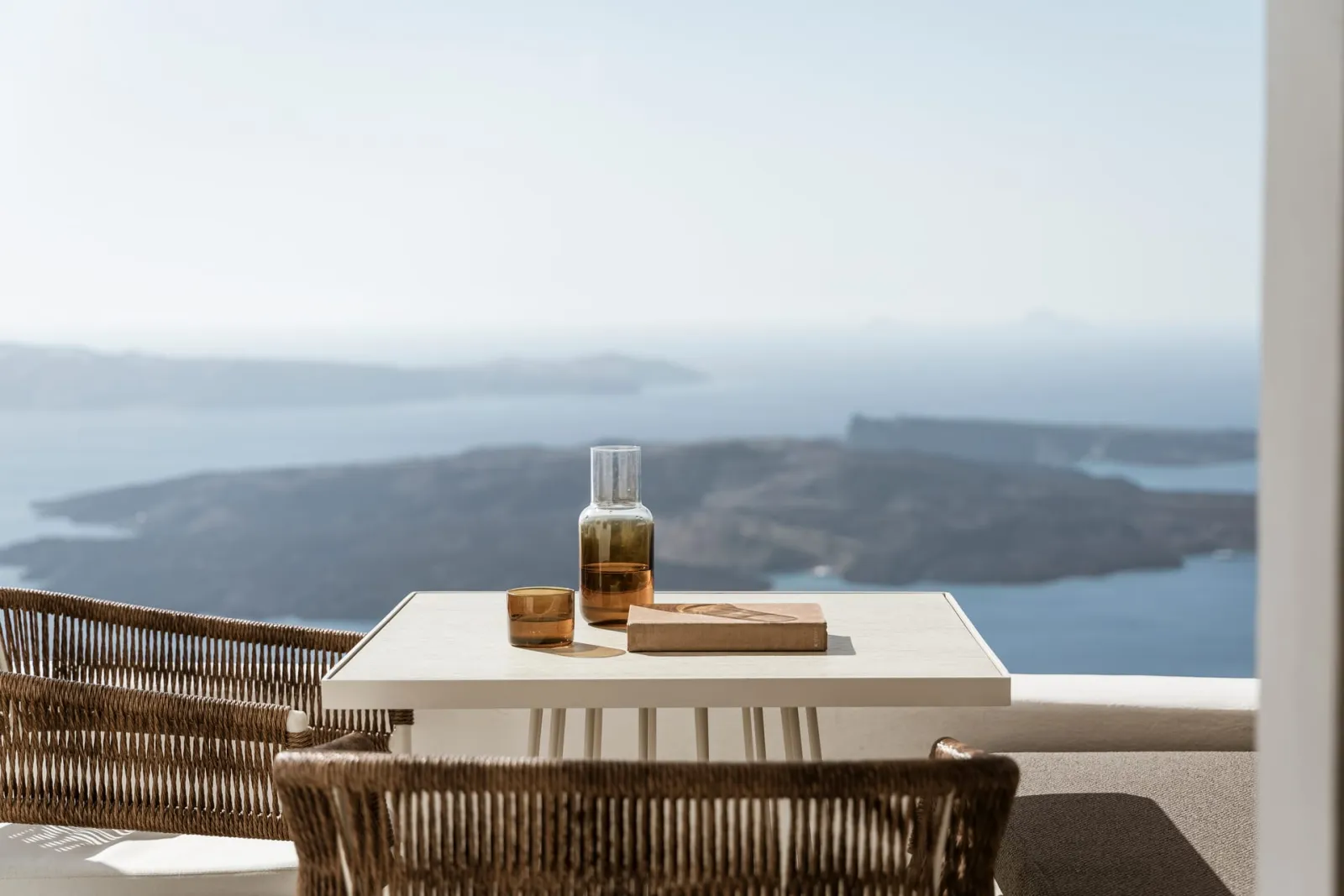 JUNIOR  SUITE - Panoramic Caldera &amp; Volcano Sea View