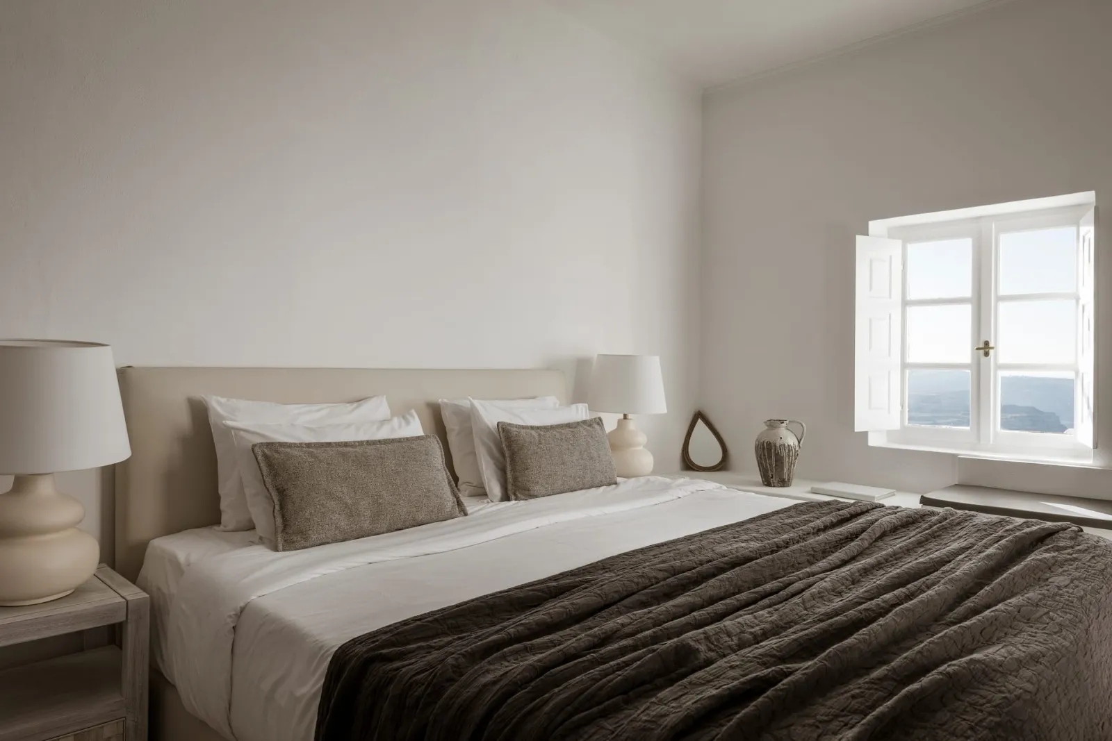 LOFT SUITE - Panoramic Caldera &amp; Volcano Sea View