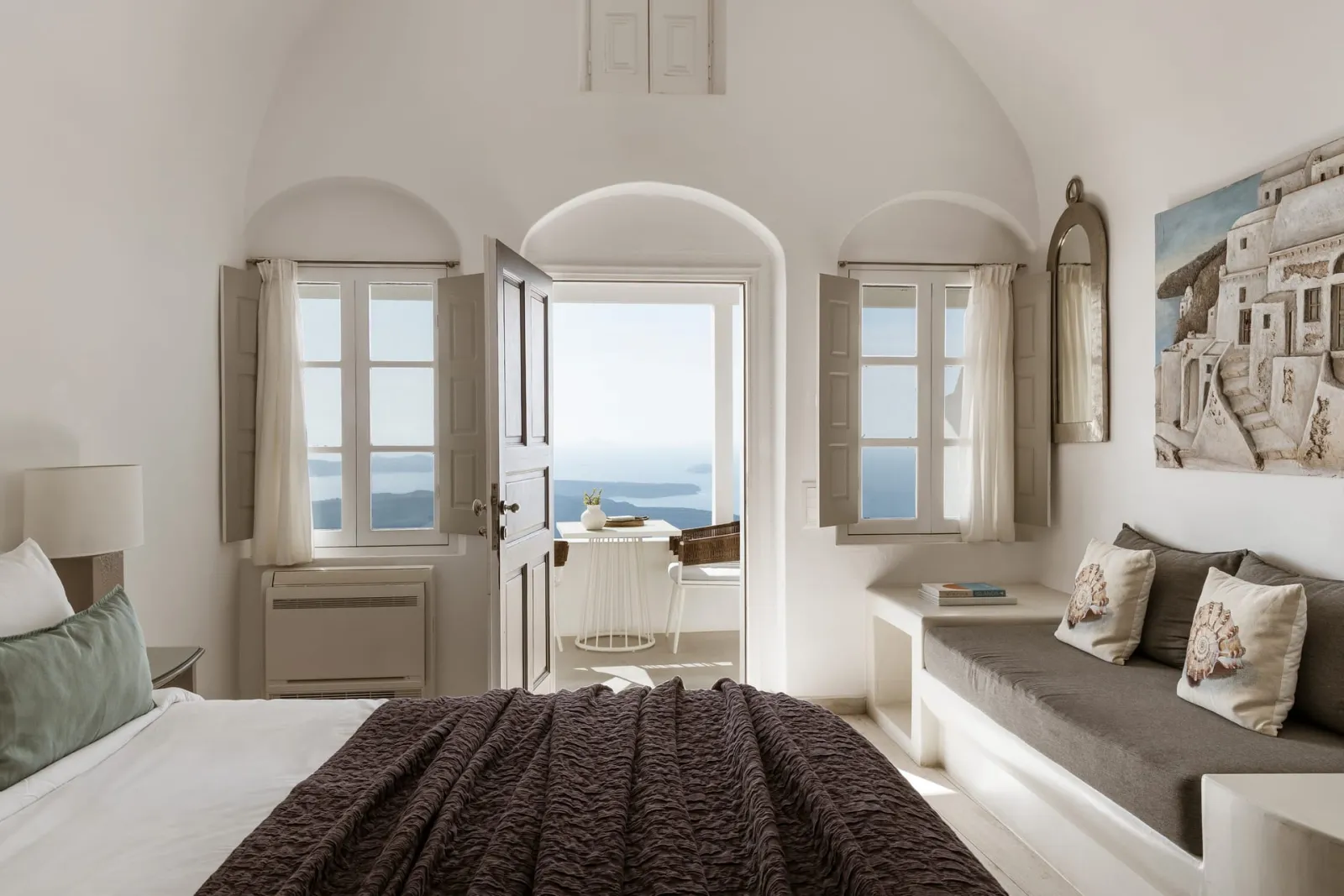 TWO BEDROOM JUNIOR SUITE - Panoramic Caldera & Volcano Sea View