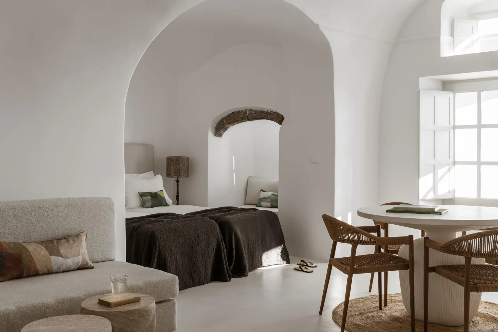 Grand Cave Suite - Panoramic Caldera & Volcano Sea View - Outdoor Hot Tub