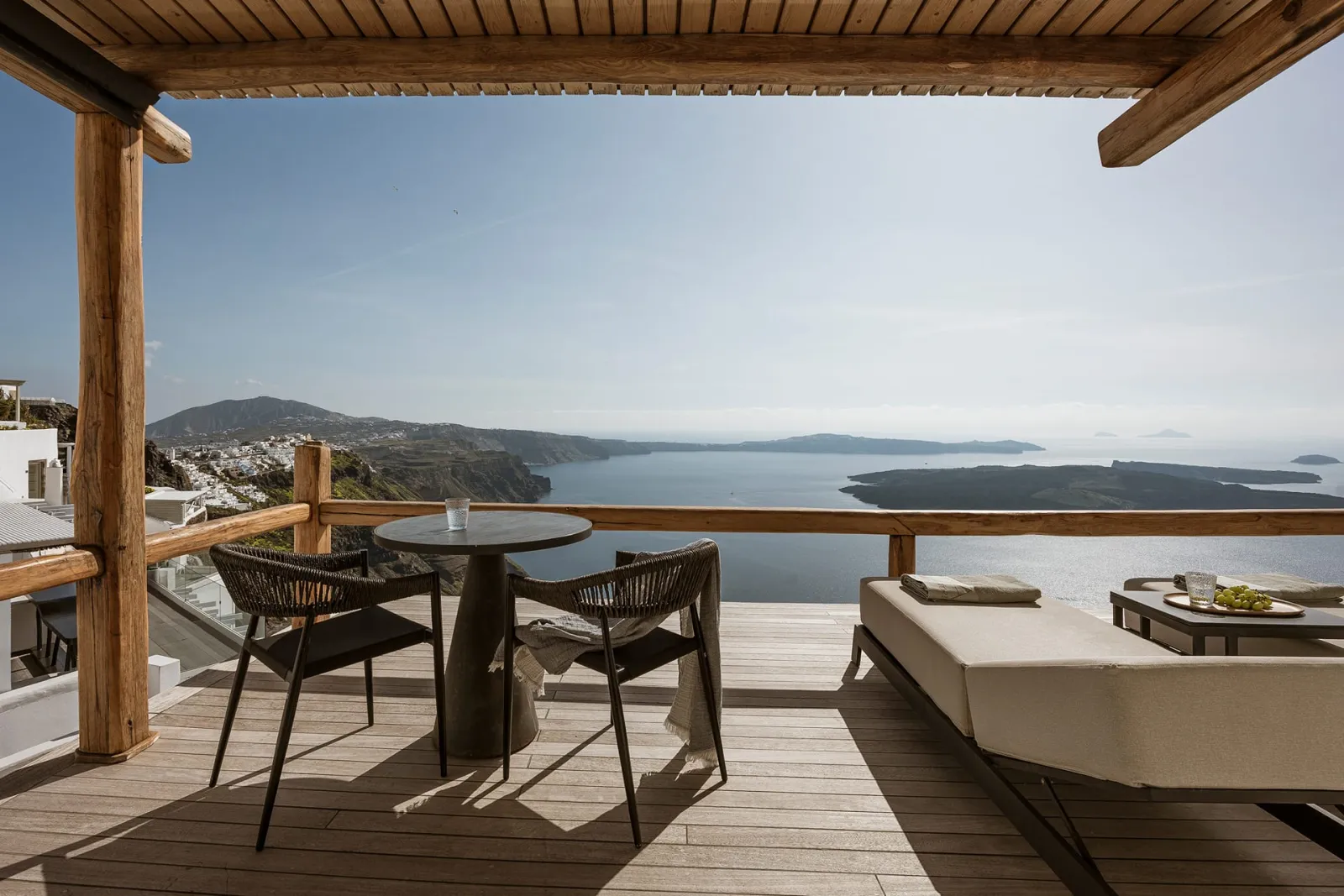 EXECUTIVE SUITE - Panoramic Caldera & Volcano Sea View  - Private Use Deck - Private Outdoor Plunge Pool