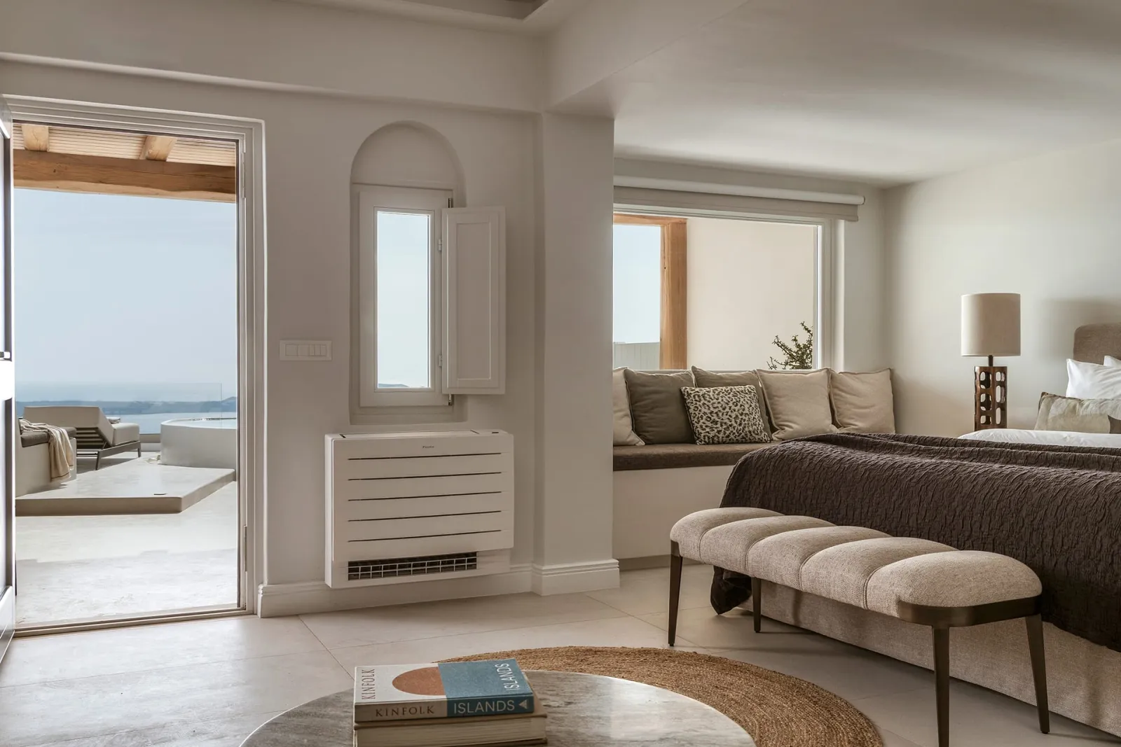 GRAND SUITE - Panoramic Caldera & Volcano Sea View - Private Terrace with Outdoor Plunge Pool