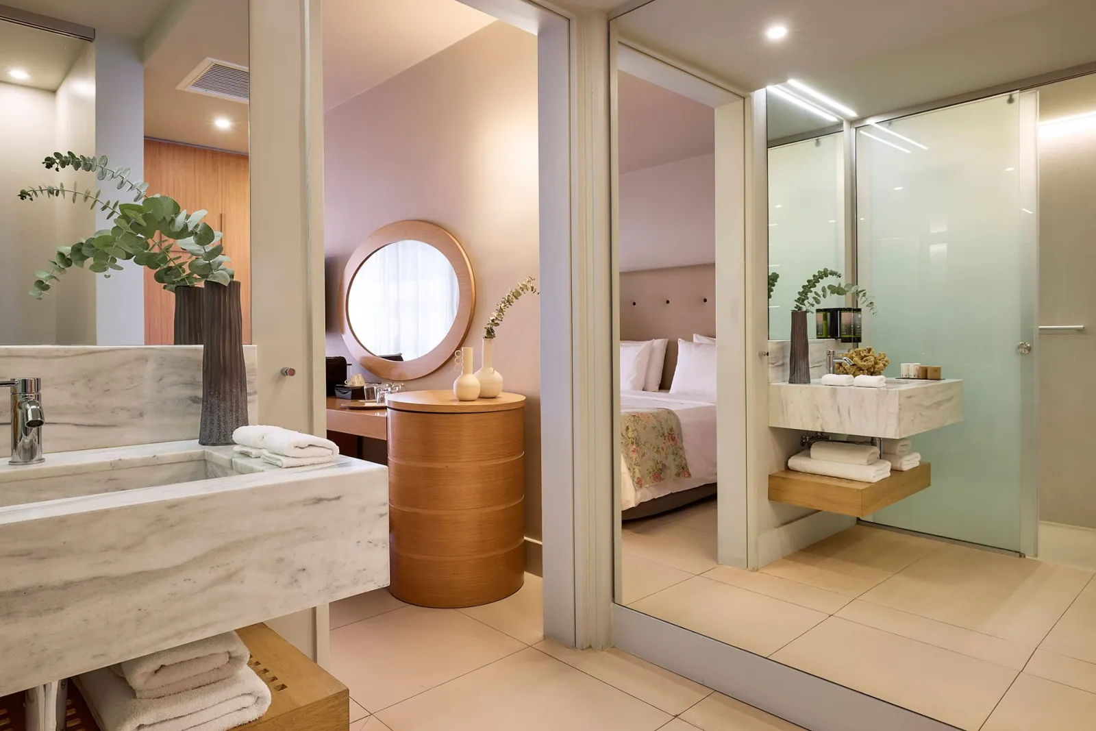 Mythica Signature Room - Sea View
