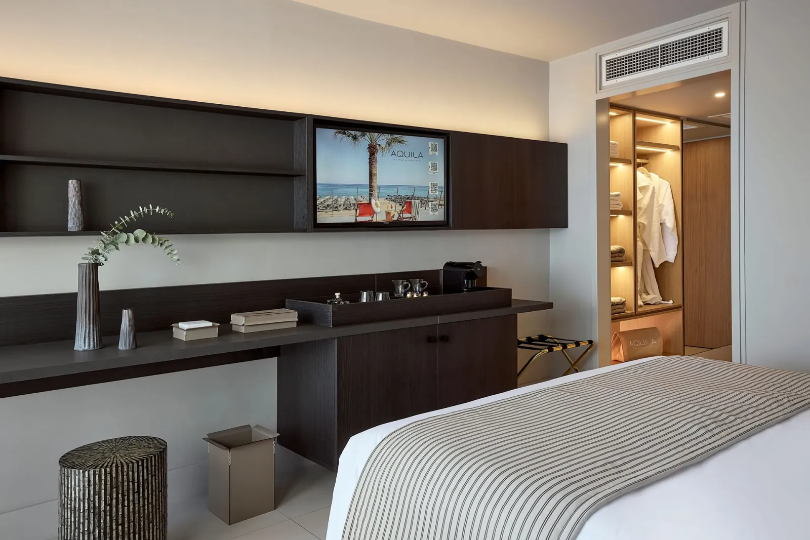 Mythica Top-floor Superior Room - Sea View