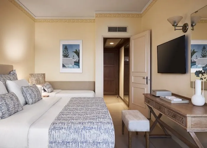 Classic Room - Garden View