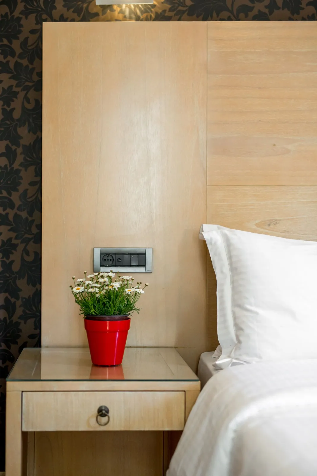 Economy Room
