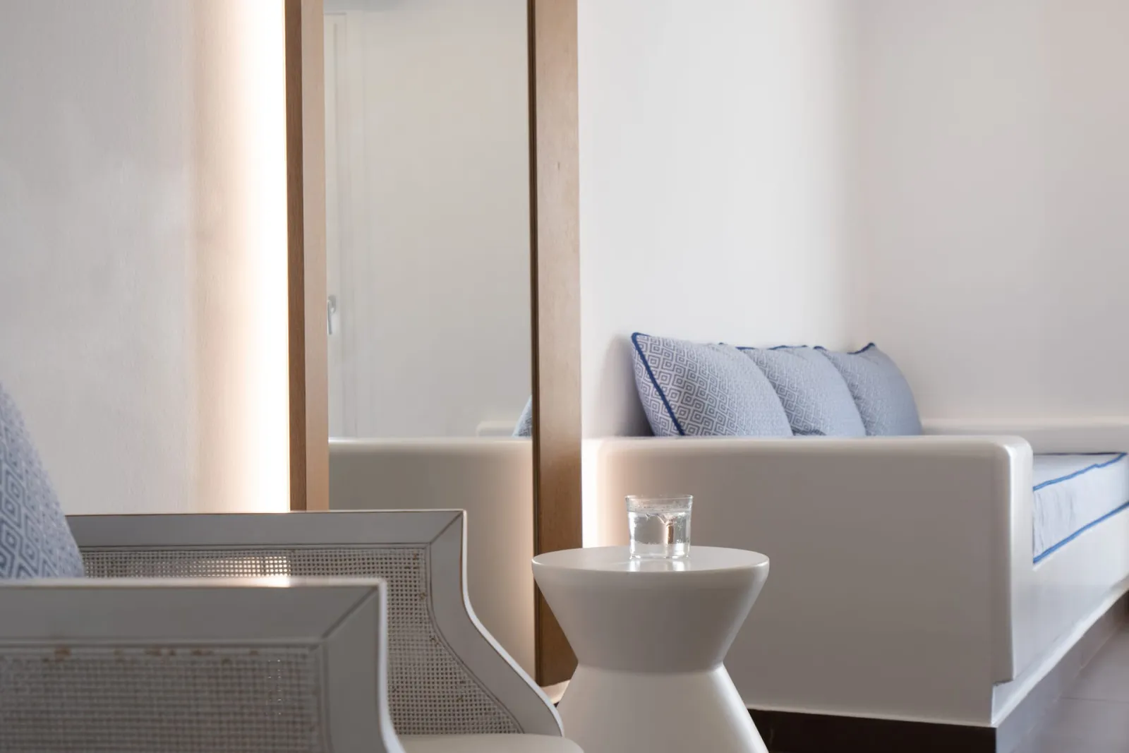 Sea View Suite - Private Hot Tub &amp; East Island View