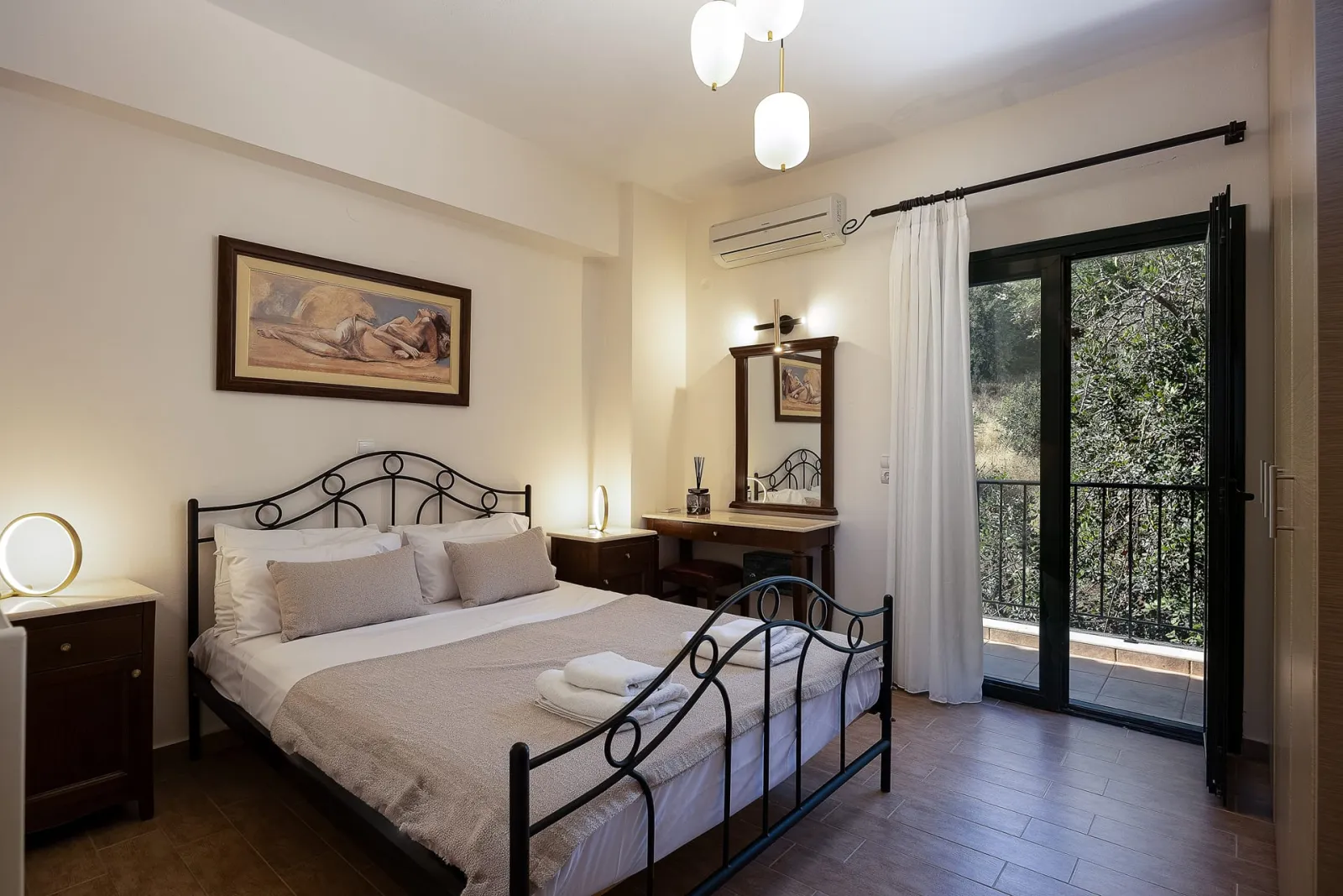 Argyro Villa - 3 Bedrooms &amp; Shared Pool