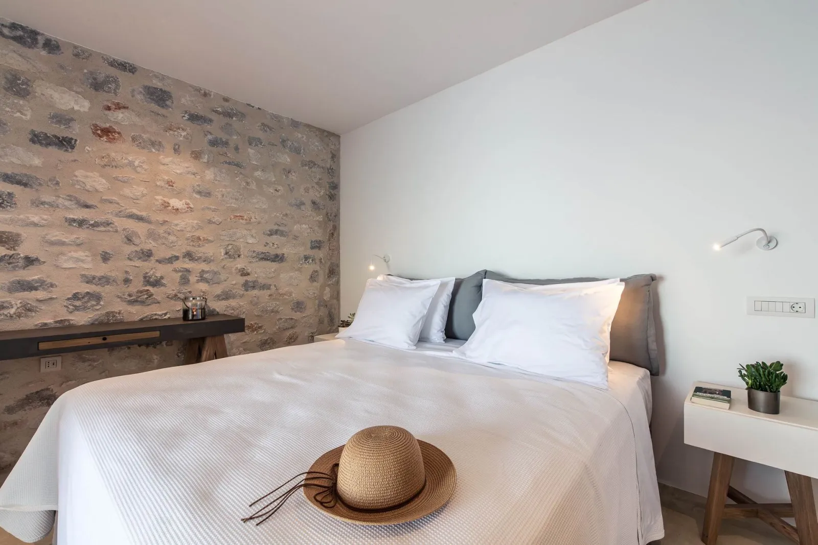 One Bedroom Sea View Junior Suite