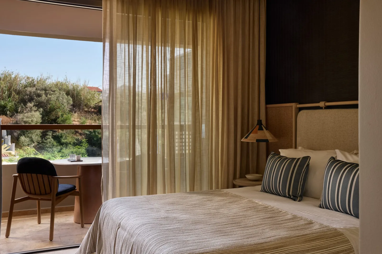 Deluxe Room Inland View
