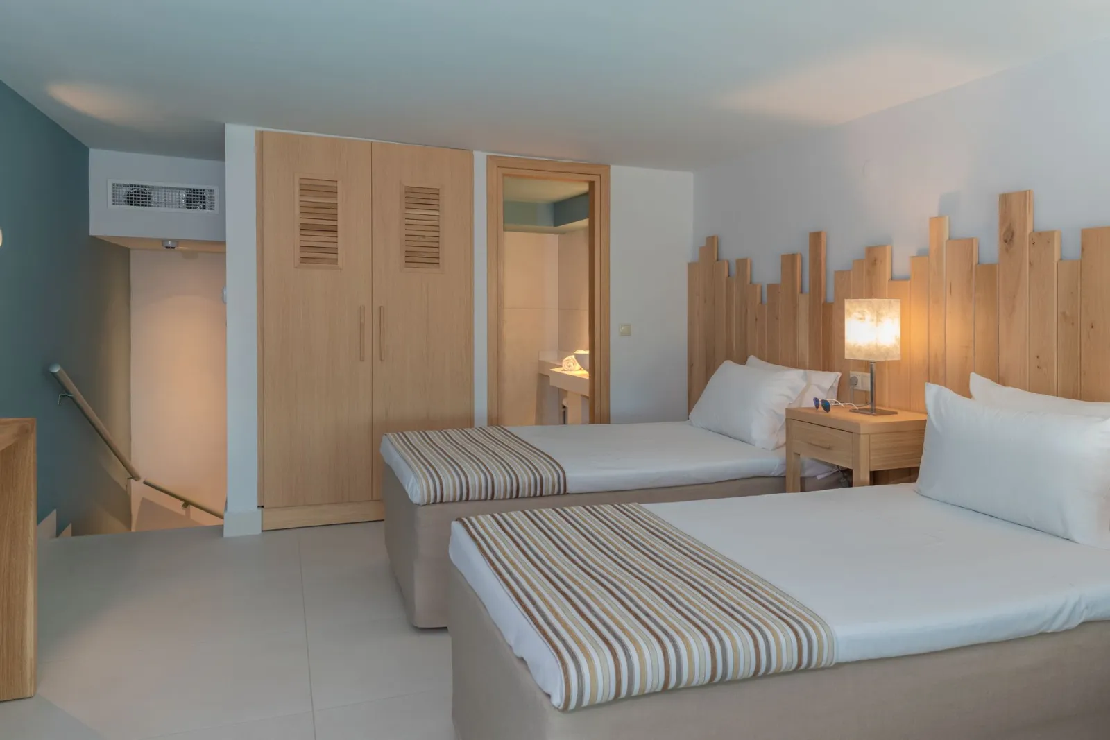 Family Maisonette Apartment 5 Bedded Individual Pool