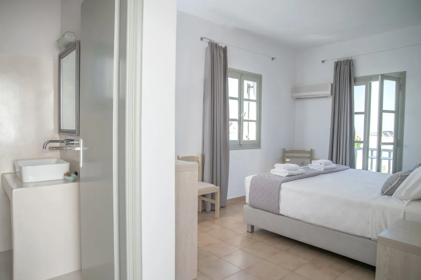 Classic Twin or Double Room
