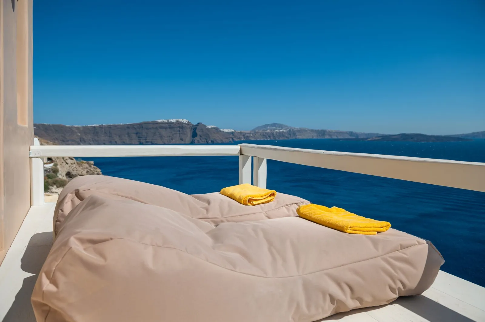 Exclusive Cave Suite with Indoor Hot Tub with Jets