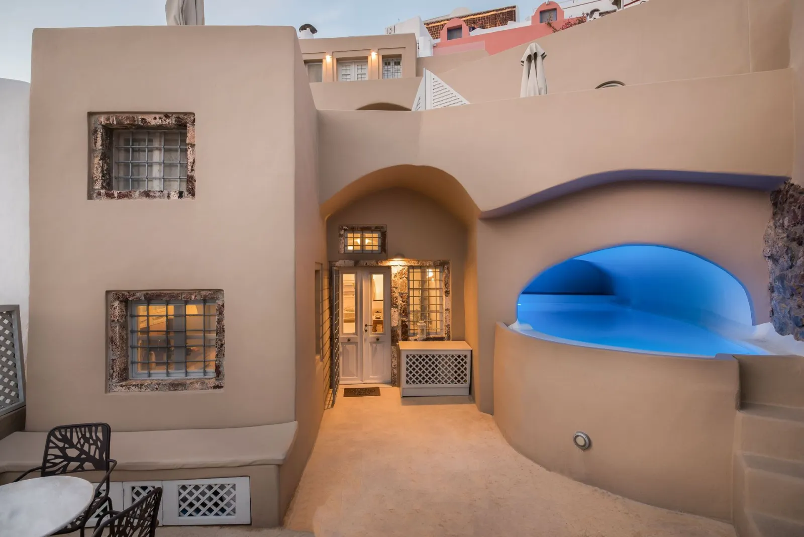 Ambassador Villa with Cave Private pool with jet