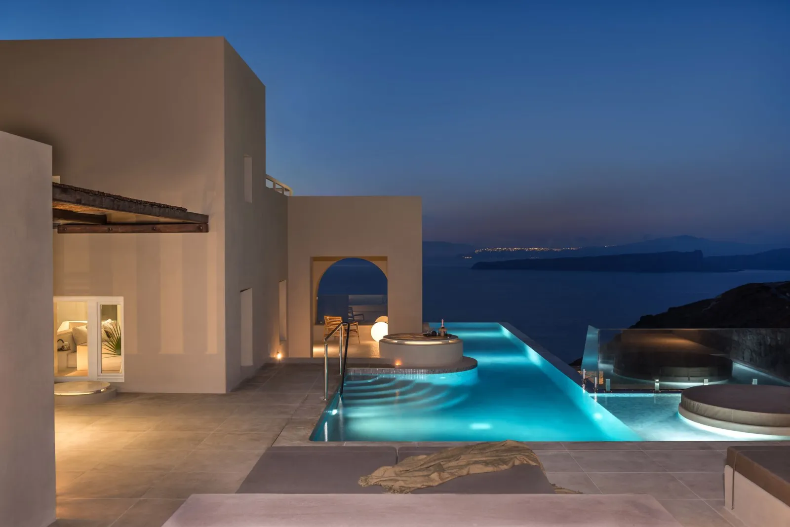 Grand Villa with Private Heated Pool
