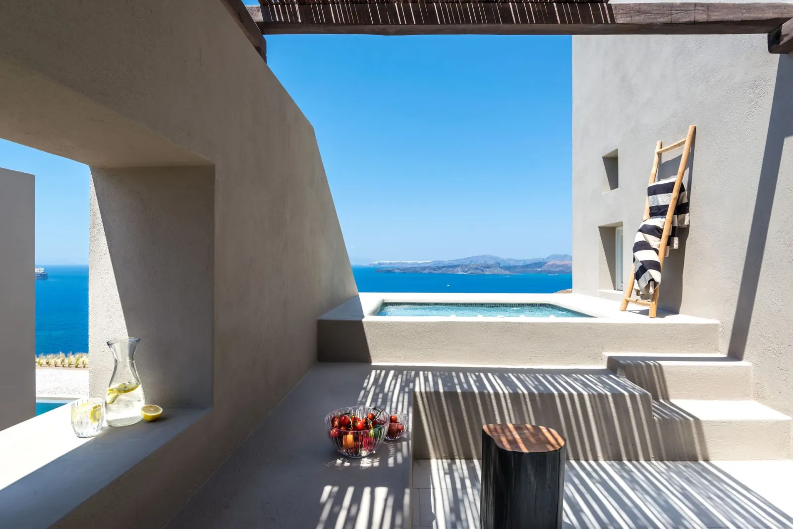 Luxury Villa with Private Heated Pool