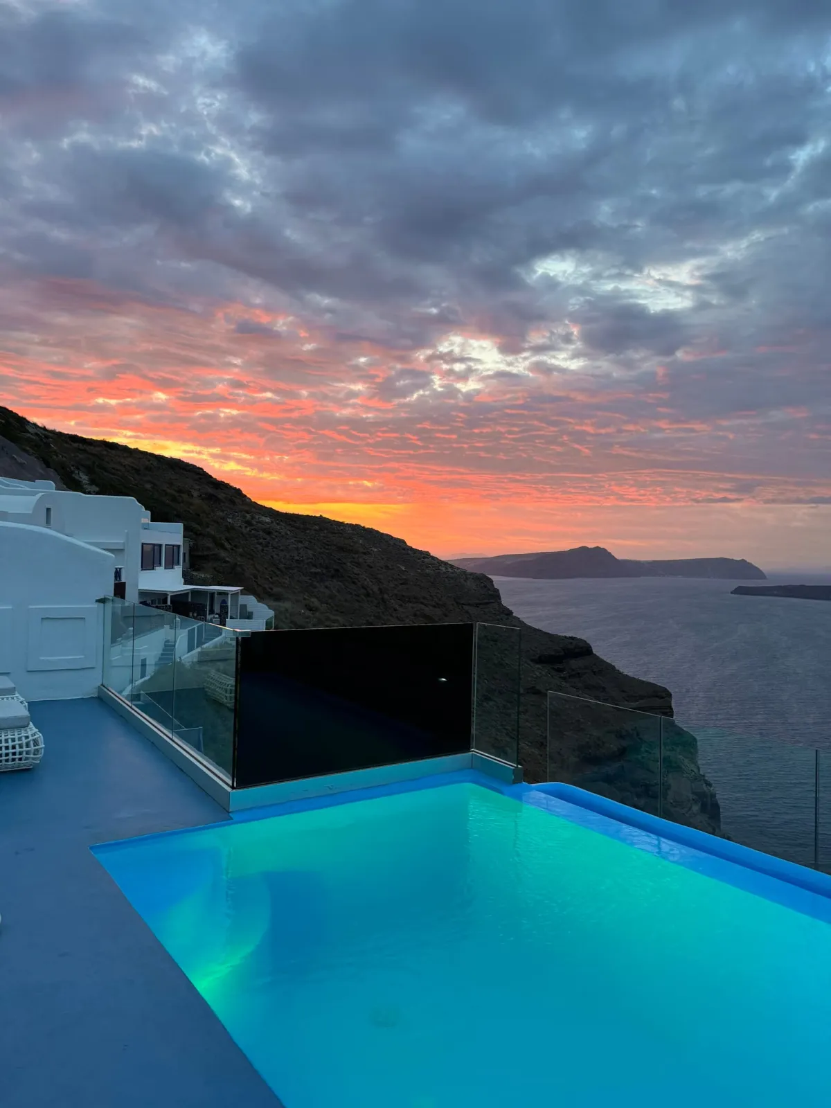 Astarte Suite with private infinity pool indoor couples Jacuzzi and private panoramic terrace with sea/caldera/volcano view