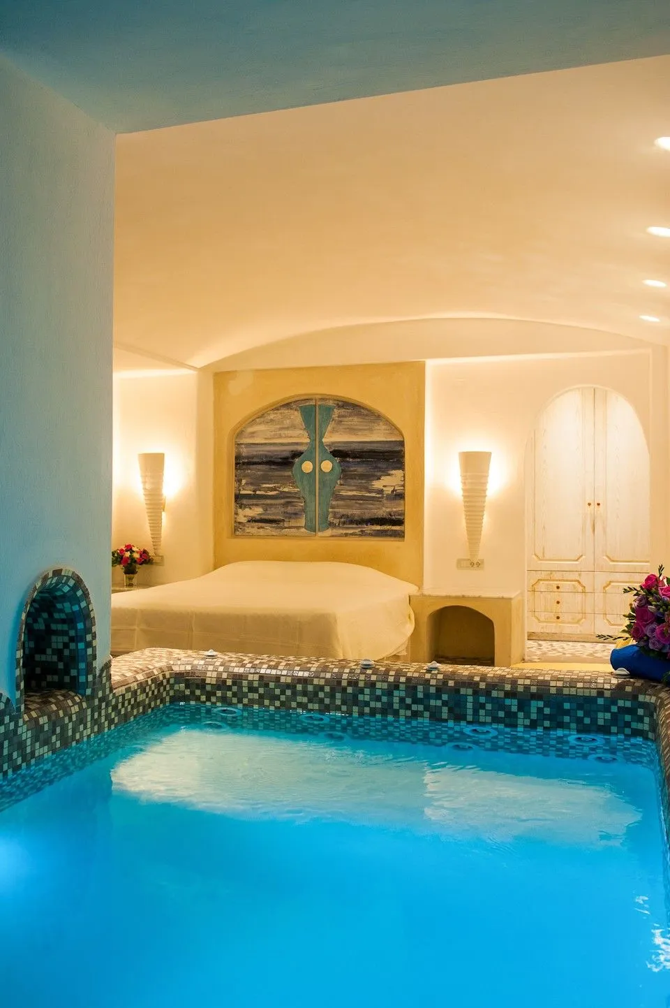 Astarte Suite with private infinity pool indoor couples Jacuzzi and private panoramic terrace with sea/caldera/volcano view