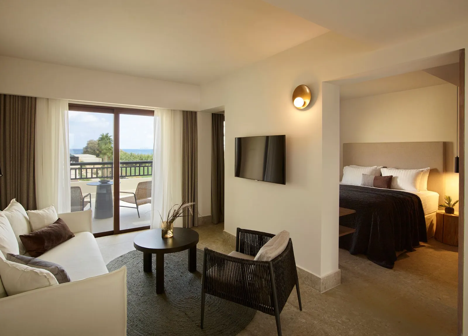 Deluxe Side Sea View