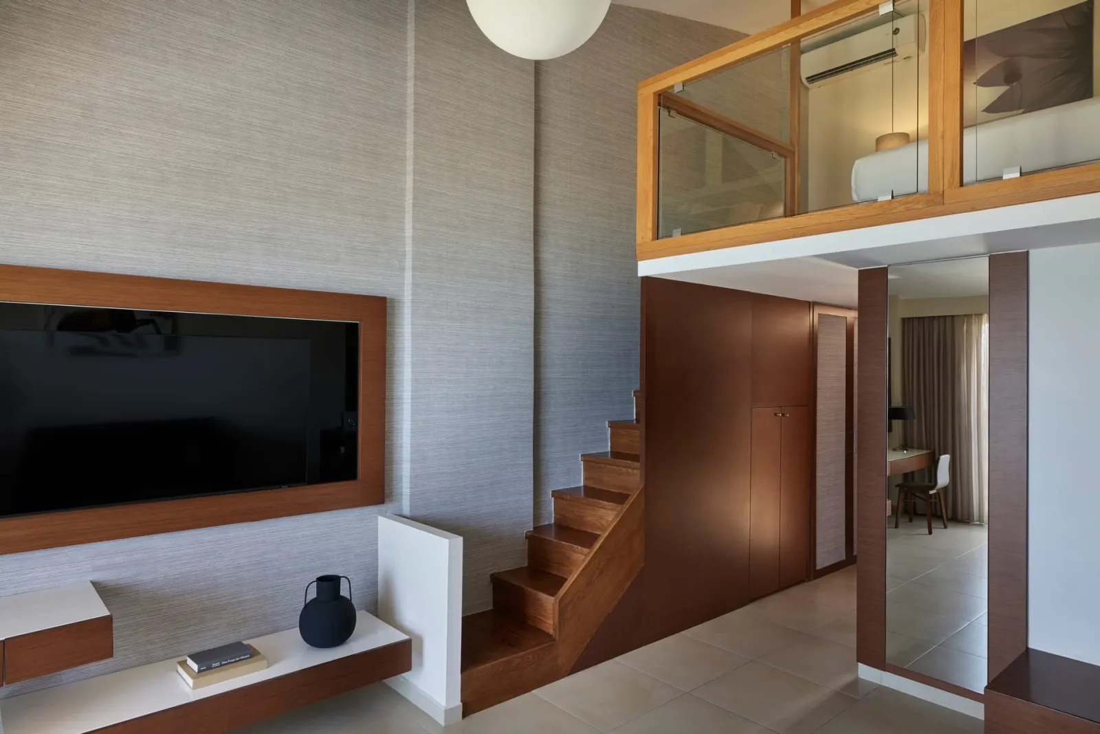 Beachfront Loft Suite
