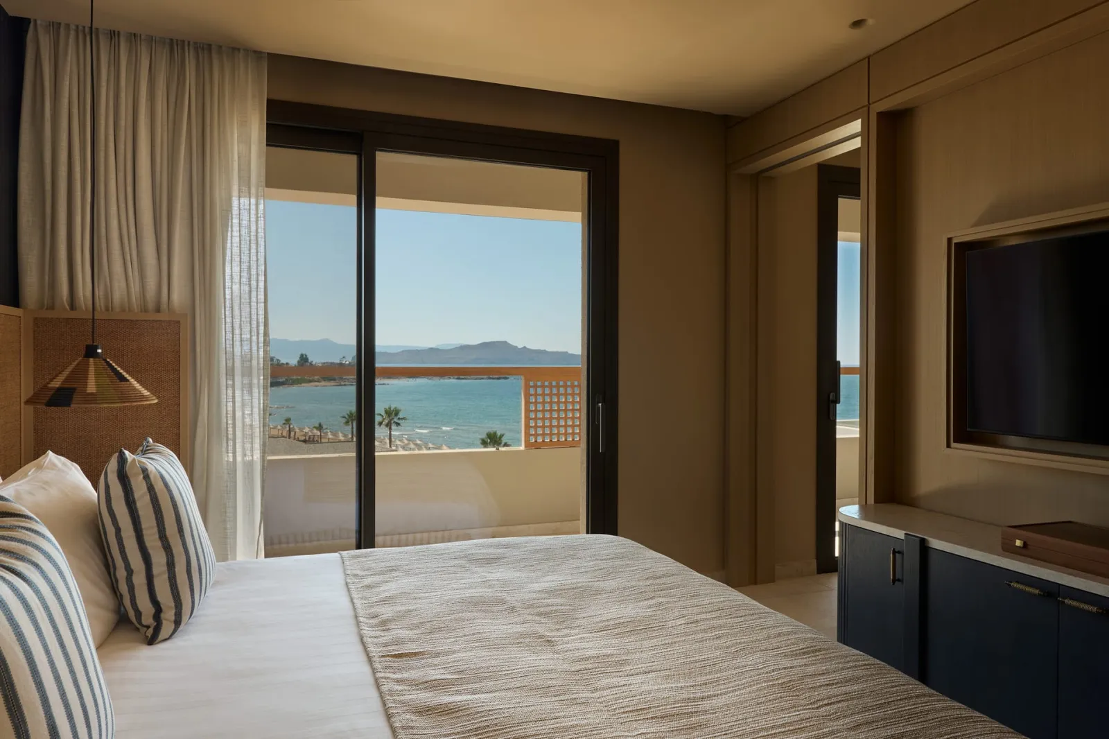 Signature Suite Sea View