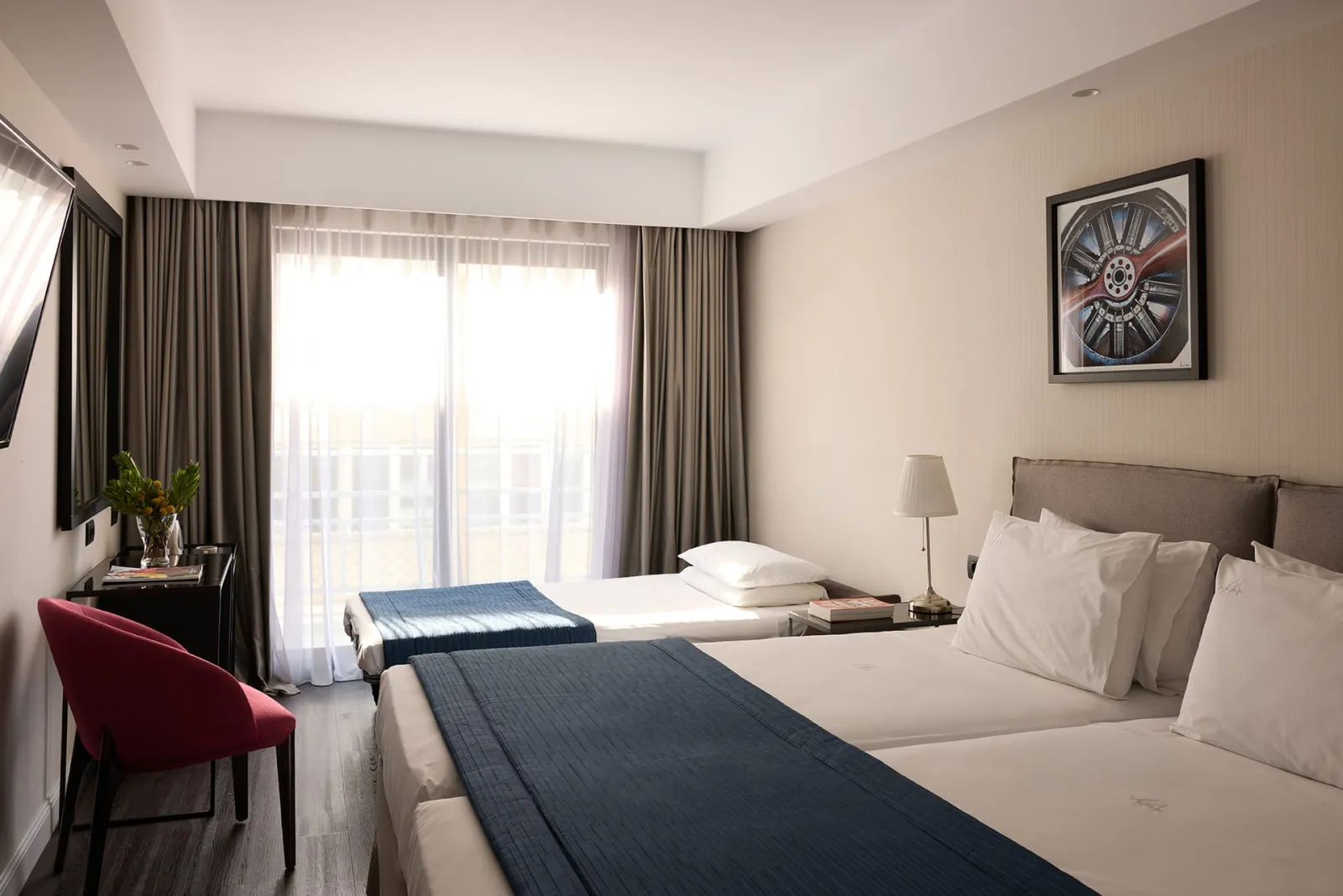 Superior City View Triple Room